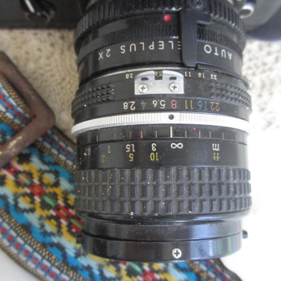 Nikon F2AS 35 mm SLR Film Camera w/28 mm Lens - Picture 4 of 10